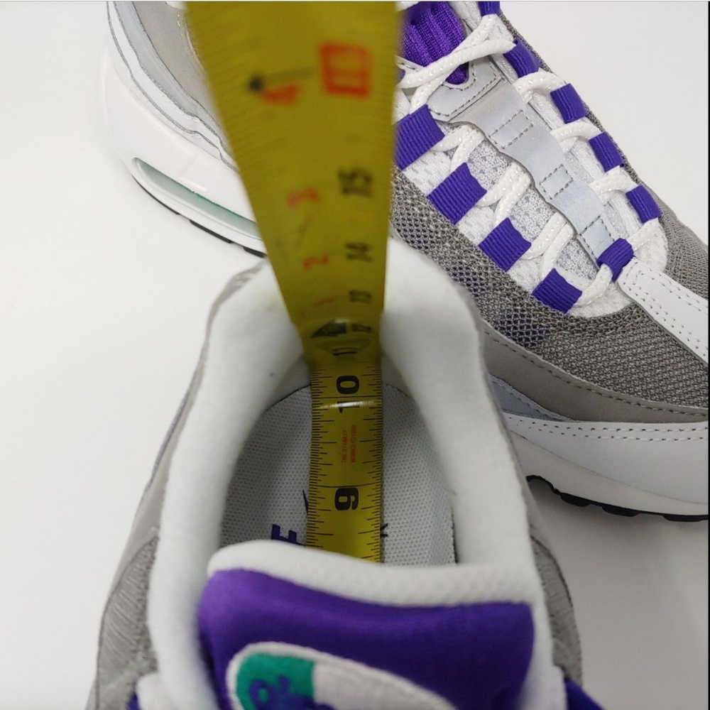Nike Womens Air Max 95 Sneakers - Picture 2 of 8